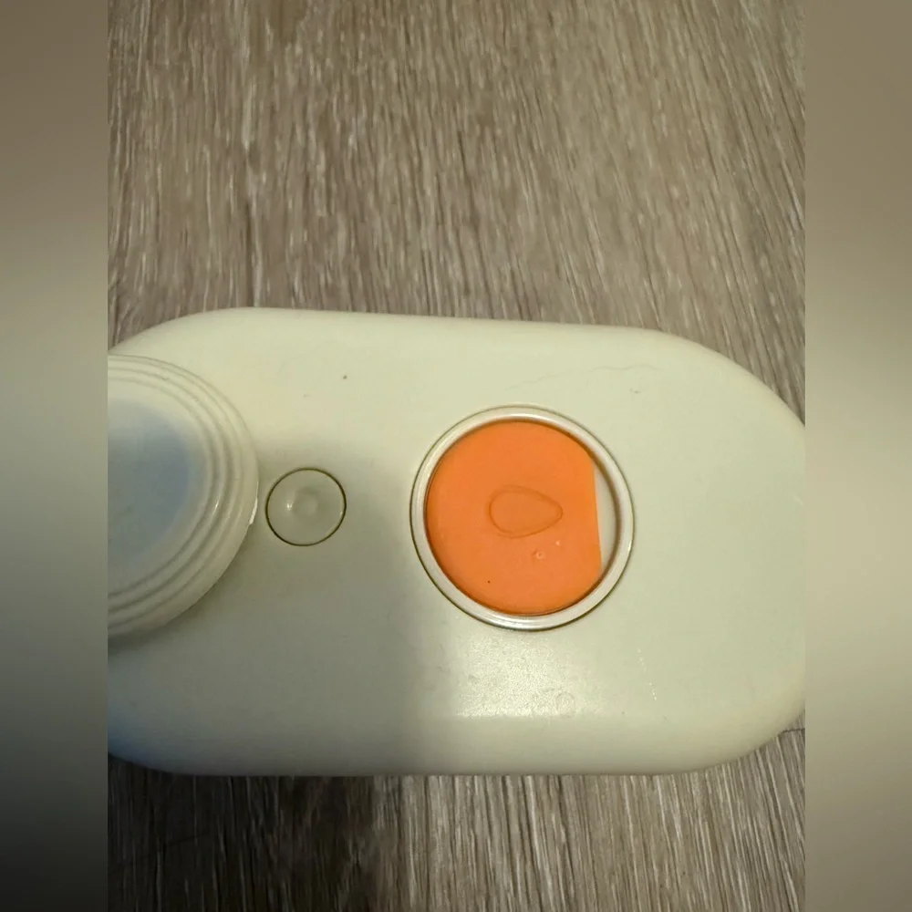 Pet water brush
